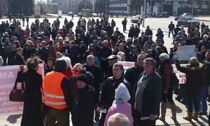 В Донецьку мітингують на підтримку Януковича