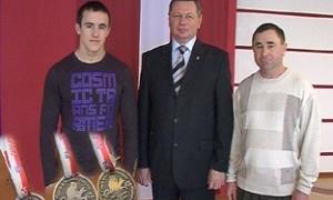 Важкоатлета Юрія Чикиду привітали з перемогою представники обласної влади