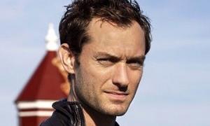 У голлівудського красунчика Джуда Лоу народилася донька