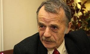Мустафа Джемілєв: З Криму виїхало вже тисяча біженців
