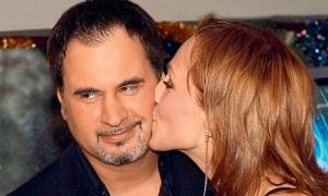 Джанабаєва влітку народить Меладзе ще одного сина