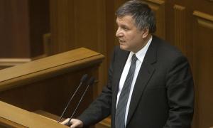 Аваков прийняв виклик «бандитів» із Правого сектора
