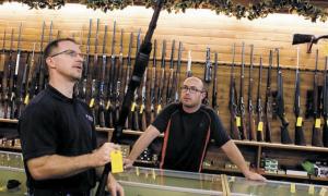 Чи вдасться владі роззброїти українців?