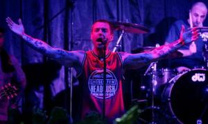 На концерті в Харкові «Ляпіс Трубецькой» разом з Олегом Скрипкою виконали гімн України