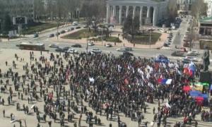 Учасники сепаратистського мітингу в Донецьку напали на журналістів