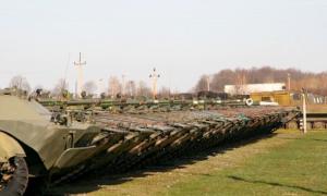 Для української армії виведено з резерву понад 900 одиниць військової техніки