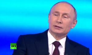 Путін клянеться, що на Сході нема його військових і вважає, що тут корінне населення — росіяни