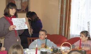 Традиційна крашанка має червоний колір