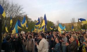 У Донецьку пройшов понад двотисячний мітинг «З молитвою за Україну!»