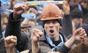 Шахтарі Донбасу засудили нерішучу владу й вимагають дати жорсткий відпір екстремістам