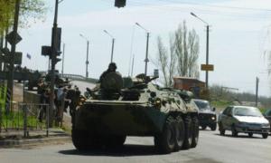 Російські військові отаборилися на східному прикордонні України й почали навчання