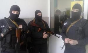 У Запоріжжі одразу в дві лікарні нагрянули озброєні УБОЗівці