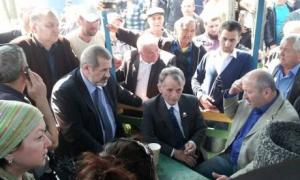 Тисячі кримських татар прорвали кордон російського спецназу для зустрічі з  Джемілєвим