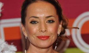 Жанна Фриске пошла на поправку – певица гуляет по городу и даже ходит в ресторан