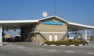 Чотири десятки сепаратистів атакували прикордонний пункт на Луганщині