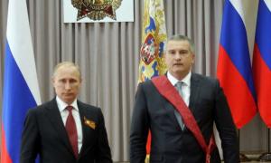 Власти оккупированного Крыма получили ордена от Путина
