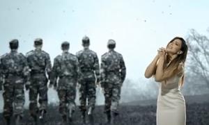 Бадоєв і Монро спробували захистити Лорак від цькування