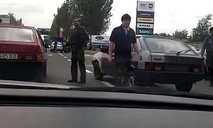 Под Донецком чеченцы Кадырова на блокпостах обыскивают рабочих (видео)