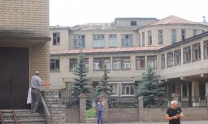 У Красному Лимані під час обстрілу важко поранили хірурга залізничної лікарні