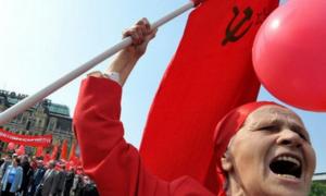 У Запоріжжі натовп розігнав мітинг комуністів проти АТО