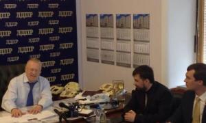 Поки Пушиліна розшукує ГПУ, він спокійно гостює у Жириновського