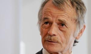 Джемілєв — російським чиновникам: Нехай нажеруться. Все одно ми потім все заберемо назад