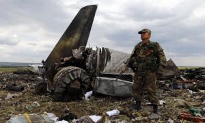 До Дніпропетровська привезли тіла військових зі збитого «Іл-76»