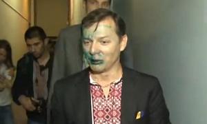 Ляшка у Львові «пригостили» зеленкою