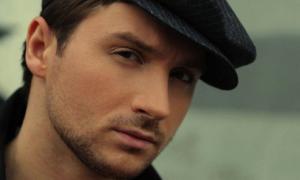 Російський депутат вимагає заборонити гастролі Лазарєва