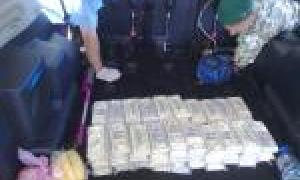 Українець намагався вивезти в Росію 2,8 мільйона доларів