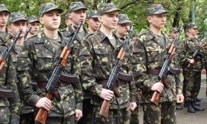 В Україні оголошено часткову мобілізацію. Кого покличуть до військкоматів