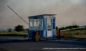 Військовиків біля Маринівки знову обстрілюють з боку РФ.