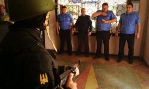 Понад половина міліціонерів у містах на Донбасі виявилася зрадниками