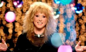 Алла Пугачова, яка вперше закурила в 13 років, відмовилась від цигарок