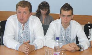 Батько сам завіз свого сина на війну