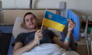 У Донецьку бойовики палили живцем і прострелили ноги акторові за гімн України