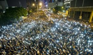 У Гонконгу внаслідок протестів поранено майже 60 мітингарів, 89 заарештовано