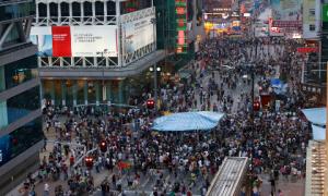 Протестувальники в Гонконгу погодилися прибрати частину барикад