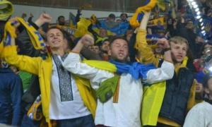 «Бульба з укропом»: як футбольні фани у Борисові вболівали