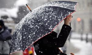 Ближче до вихідних Україну засипле мокрим снігом