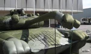 Росія передала Донбасу надувні танки