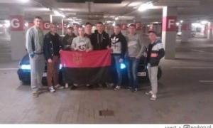 Українських студентів, які позували з прапором УПА, поляки звинуватили у фашизмі