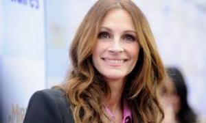 Джулія Робертс відмовилася робити пластику обличчя