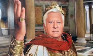 Пшонка намагається повернути собі яйця Фаберже і картини