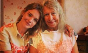 Мама моделі Наталії Водянової продає пиріжки