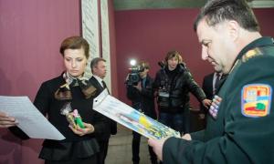 Дружина Порошенка, Полторак та Рада волонтерів підписали Меморандум про співпрацю