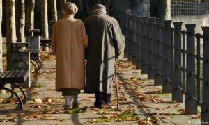 Мінфін планує підвищити пенсійний вік для чоловіків і жінок до 65 років