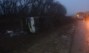 Під Полтавою потрапив в аварію автобус, який віз біженців з Луганщини