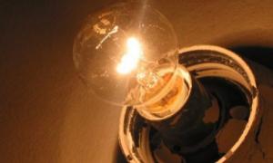 ЗМІ: Крим повністю відключено від світла з України