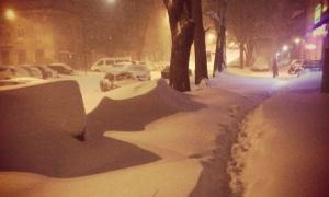 На низці доріг на півдні України обмежено рух через снігопади